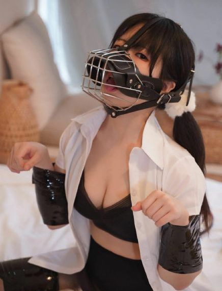 色撸撸色偷偷狠狠久久_高清完整版