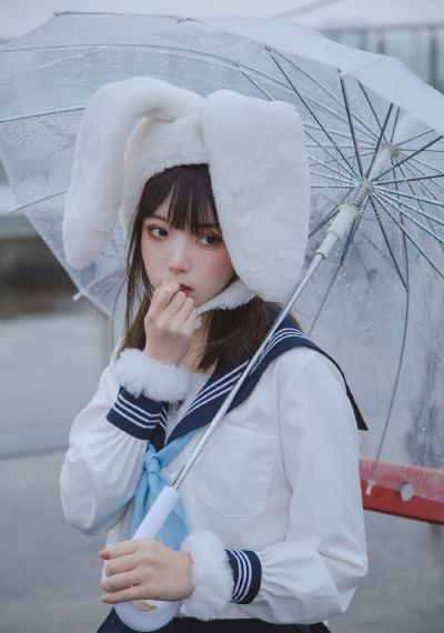 Av片冰恋变态勒死丝袜美女_在线观看电视剧
